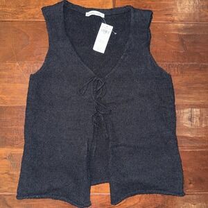 Abercrombie Tie Front V Neck Sweater Vest Black Small NWT Textured Stretch